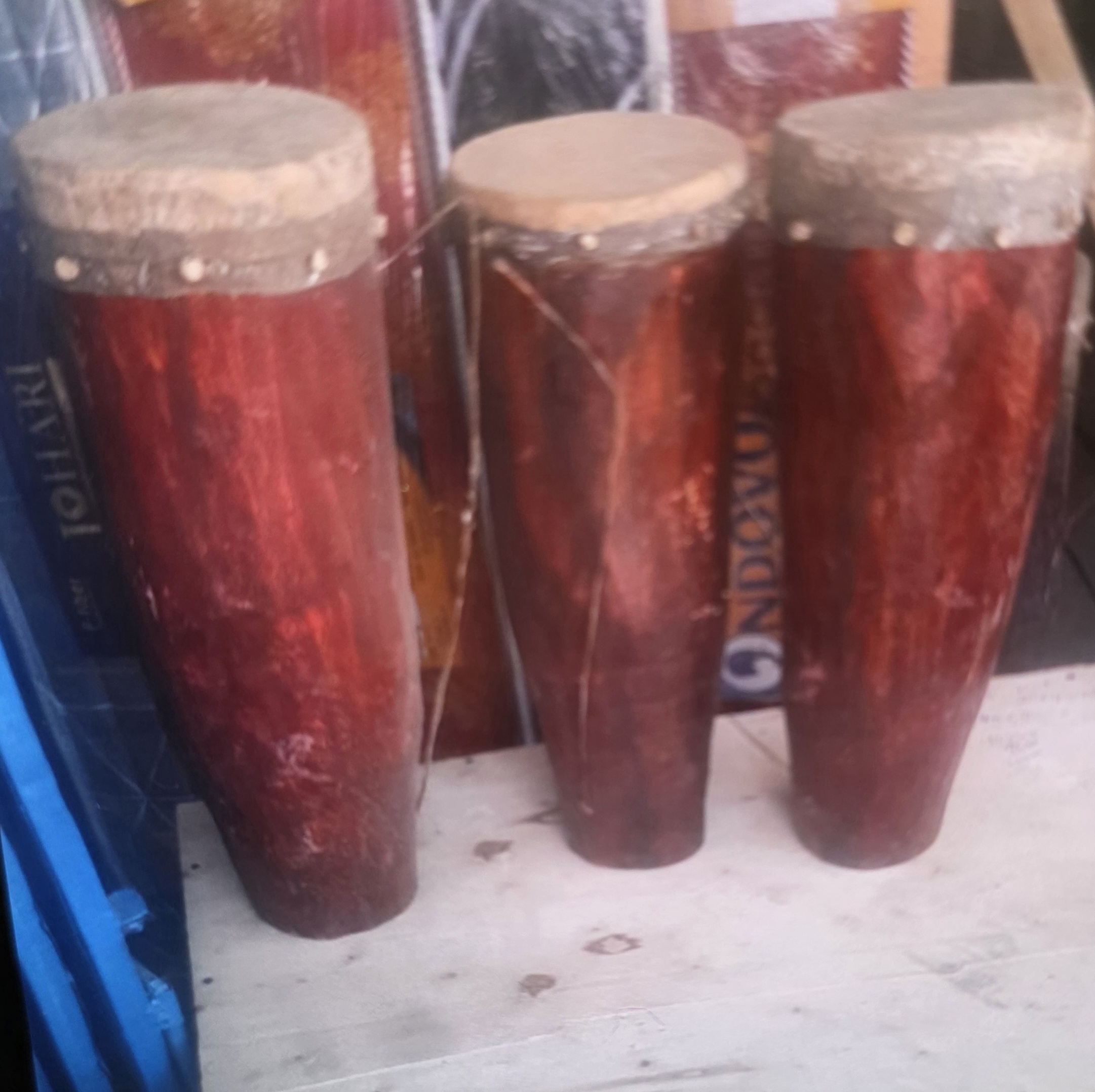 Isukuti african drum